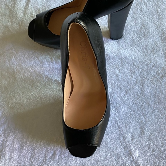 Chris-T Women’s Chunky Heels - Picture 5 of 7